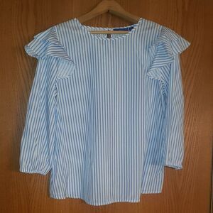 Cute Apt. 9 Blue / White Vertical Striped Top w/ Ruffled Shoulders Sz S